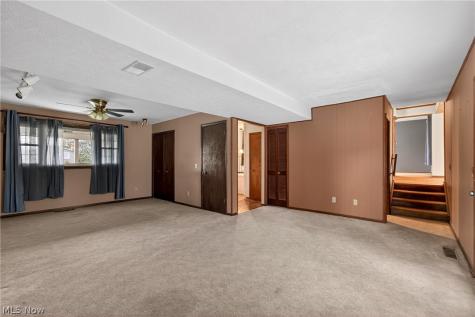 7432 Klingston Street NW Massillon OH 44646