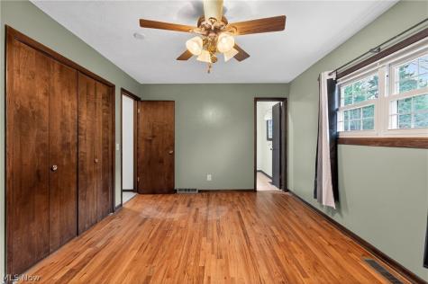 7432 Klingston Street NW Massillon OH 44646