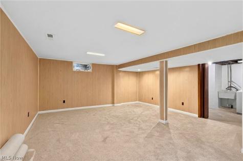 7432 Klingston Street NW Massillon OH 44646