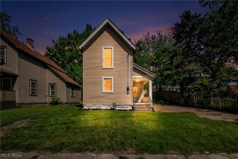 1 Smith Court Elyria OH 44035