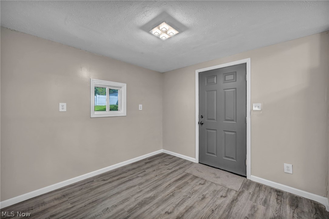 1 Smith Court Elyria OH 44035