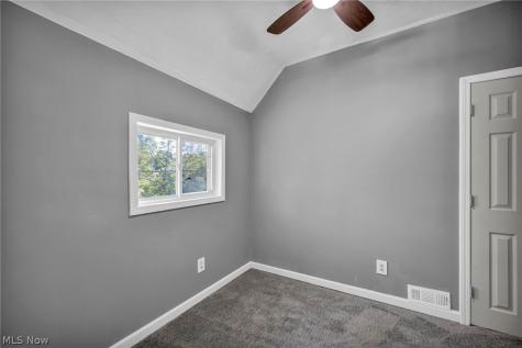 1 Smith Court Elyria OH 44035