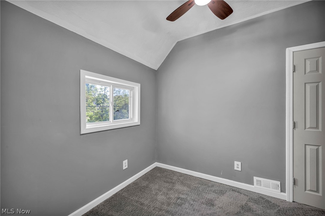 1 Smith Court Elyria OH 44035