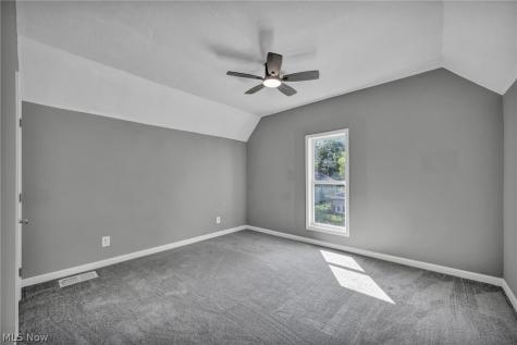 1 Smith Court Elyria OH 44035