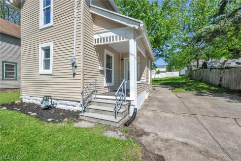 1 Smith Court Elyria OH 44035