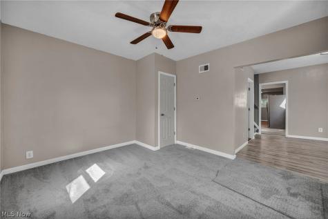 1 Smith Court Elyria OH 44035