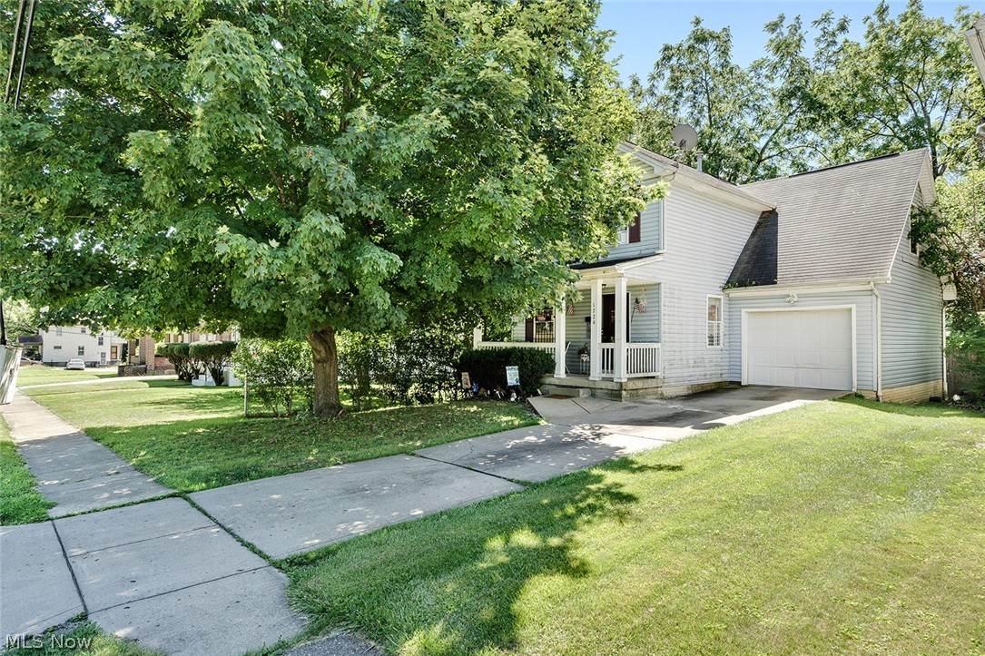 1724 Overland Avenue Youngstown OH 44511