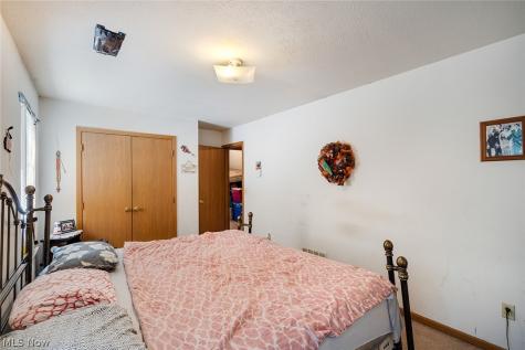 1724 Overland Avenue Youngstown OH 44511
