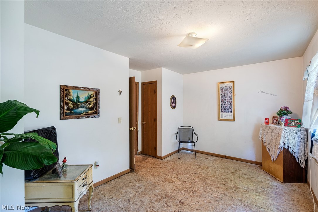1724 Overland Avenue Youngstown OH 44511