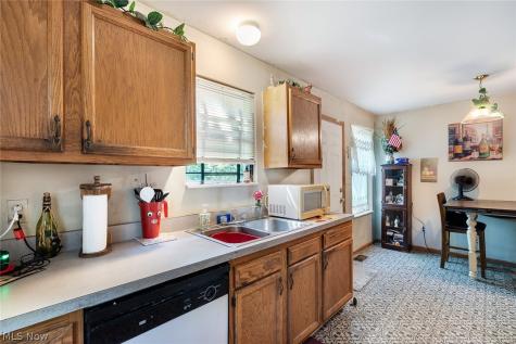 1724 Overland Avenue Youngstown OH 44511