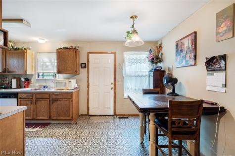 1724 Overland Avenue Youngstown OH 44511