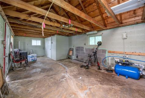 9223 Muskingum River Road Lowell OH 45744