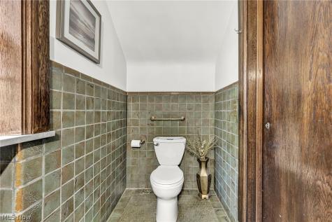 16310 S Woodland Road Shaker Heights OH 44120