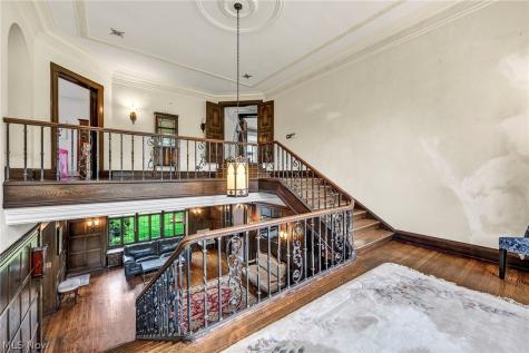16310 S Woodland Road Shaker Heights OH 44120