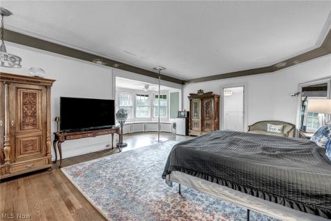 16310 S Woodland Road Shaker Heights OH 44120