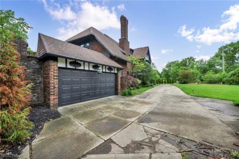 16310 S Woodland Road Shaker Heights OH 44120