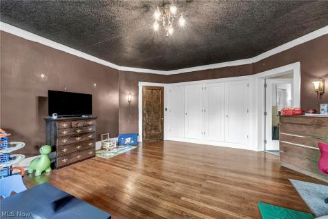16310 S Woodland Road Shaker Heights OH 44120