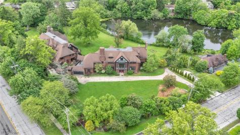 16310 S Woodland Road Shaker Heights OH 44120