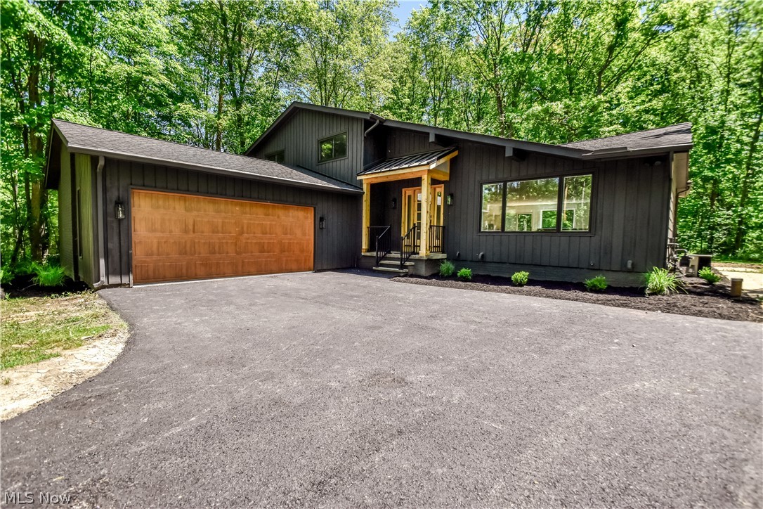19121 Brewster Road Aurora OH 44202