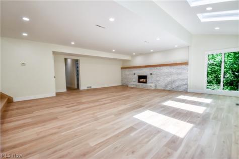 19121 Brewster Road Aurora OH 44202