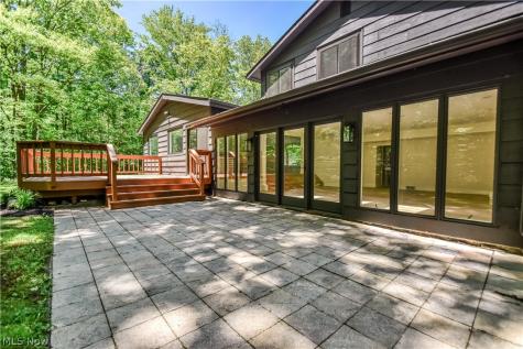 19121 Brewster Road Aurora OH 44202