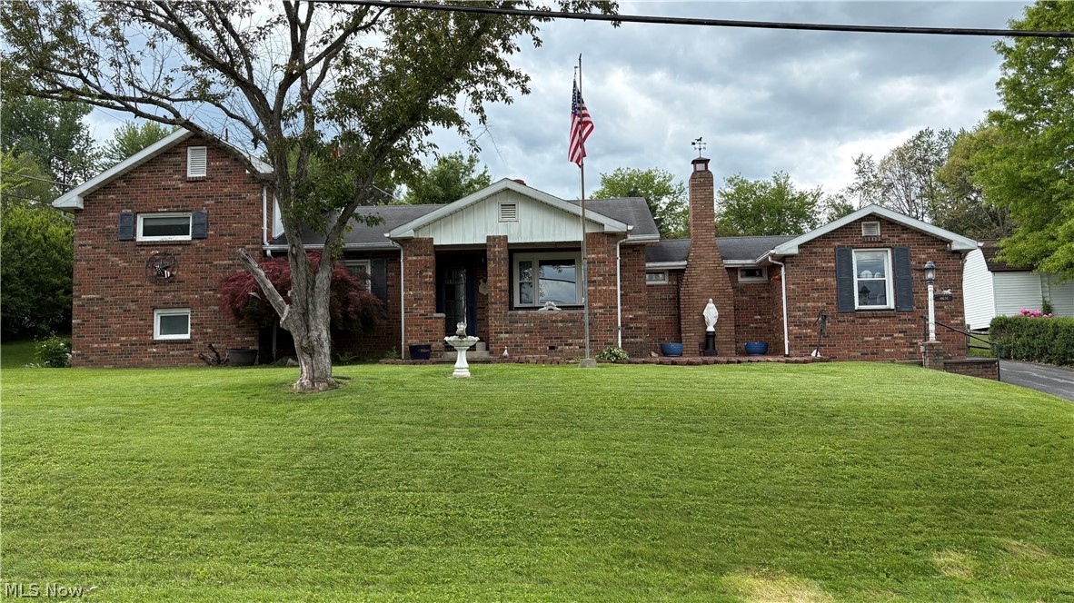 1213 Oakwood Street East Liverpool OH 43920