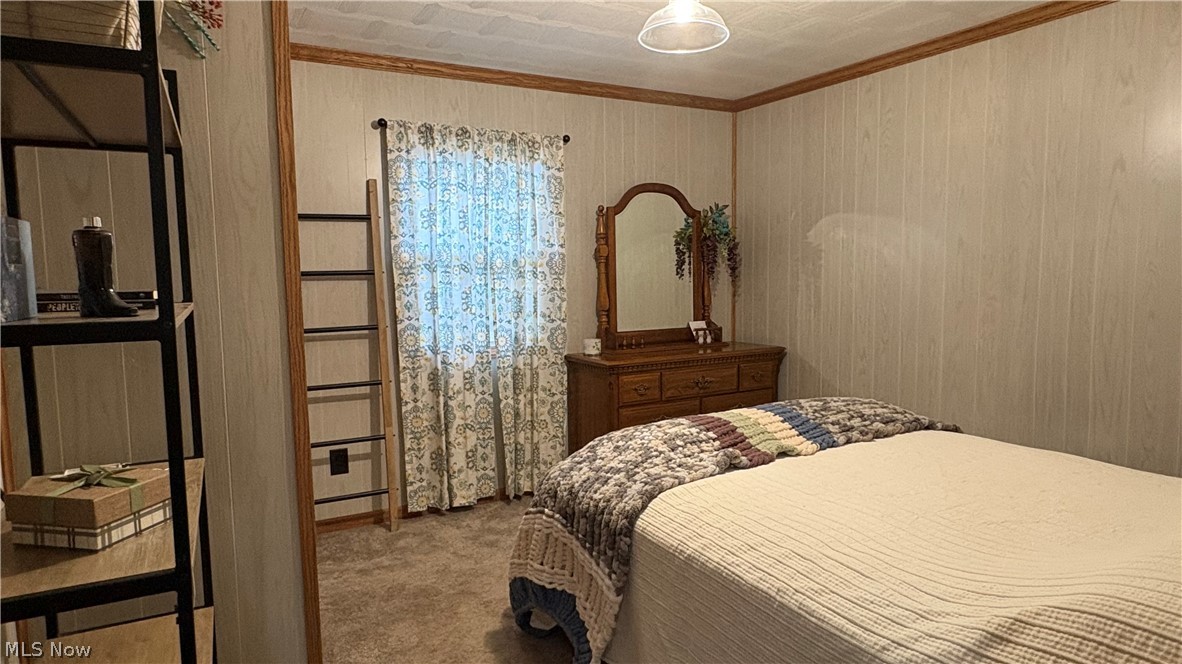 1213 Oakwood Street East Liverpool OH 43920