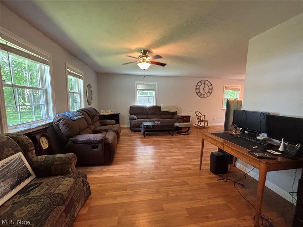 189 Ashtabula Point Roaming Shores OH 44084