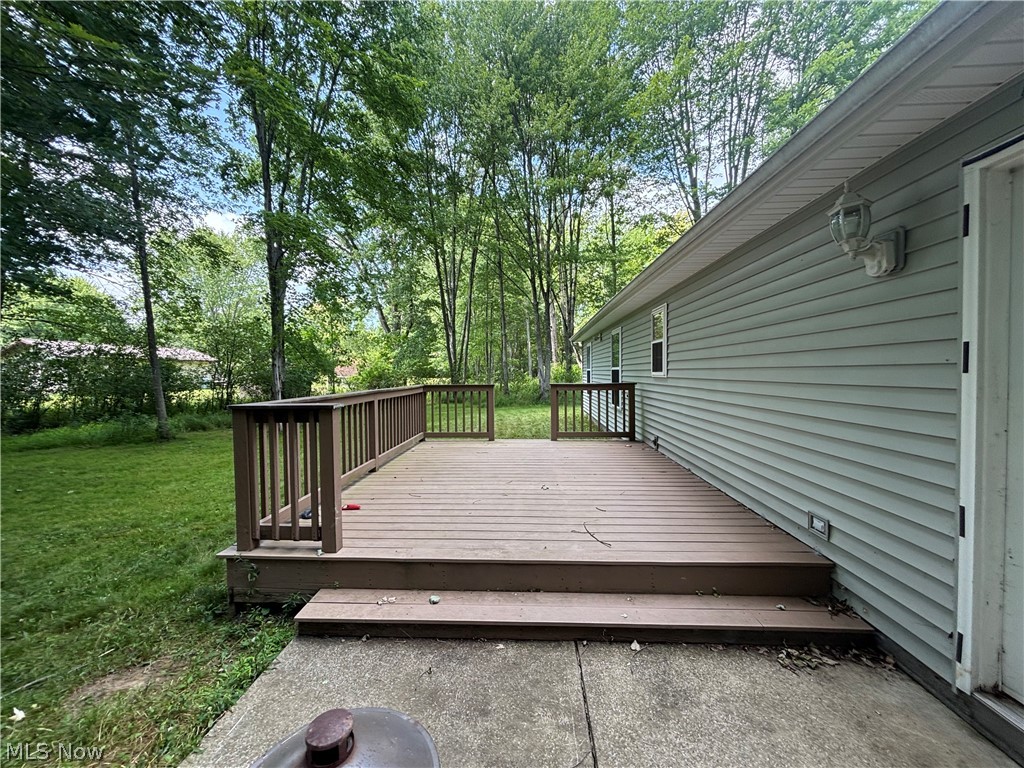 189 Ashtabula Point Roaming Shores OH 44084