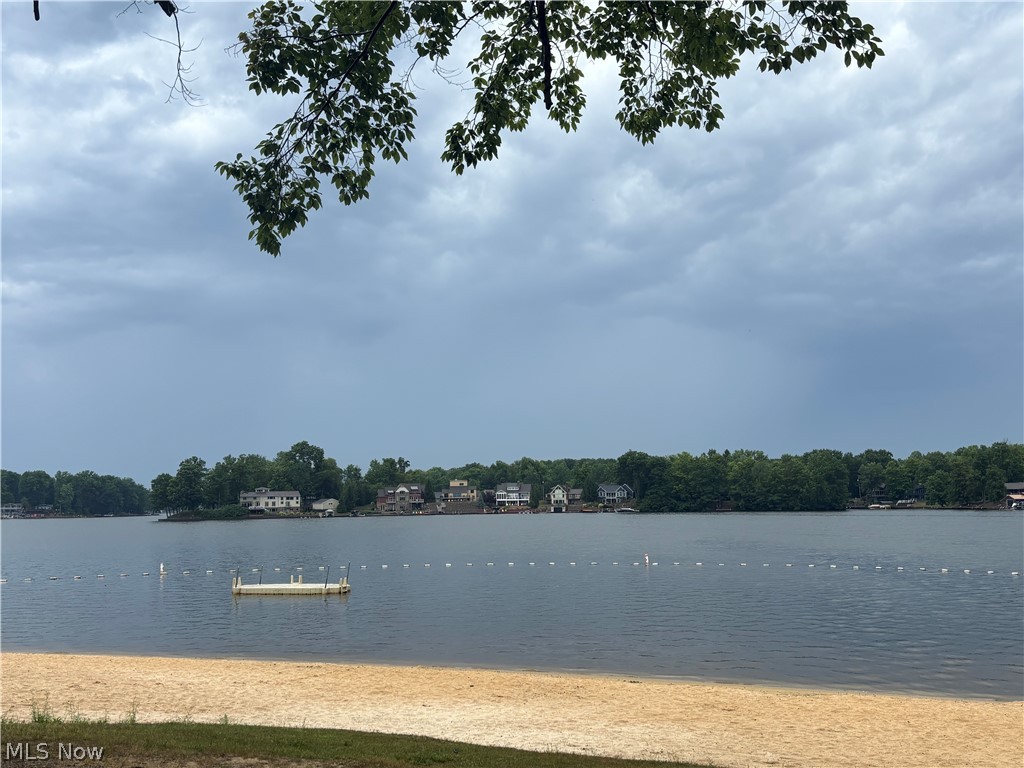 189 Ashtabula Point Roaming Shores OH 44084