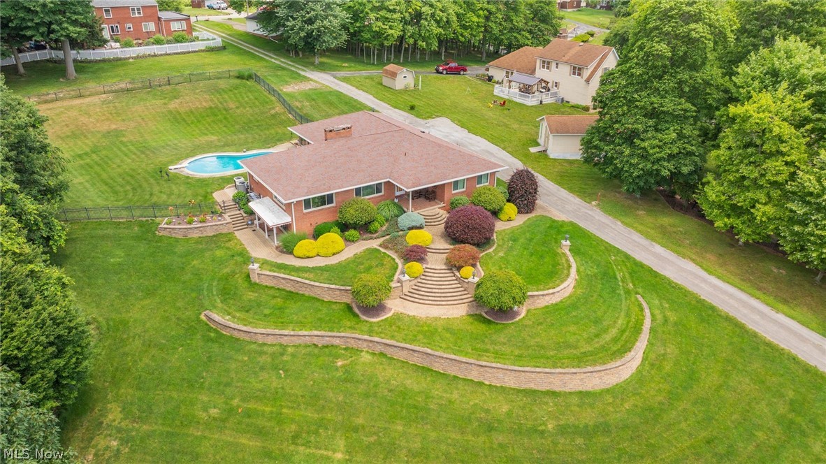 570 East Street East Palestine OH 44413