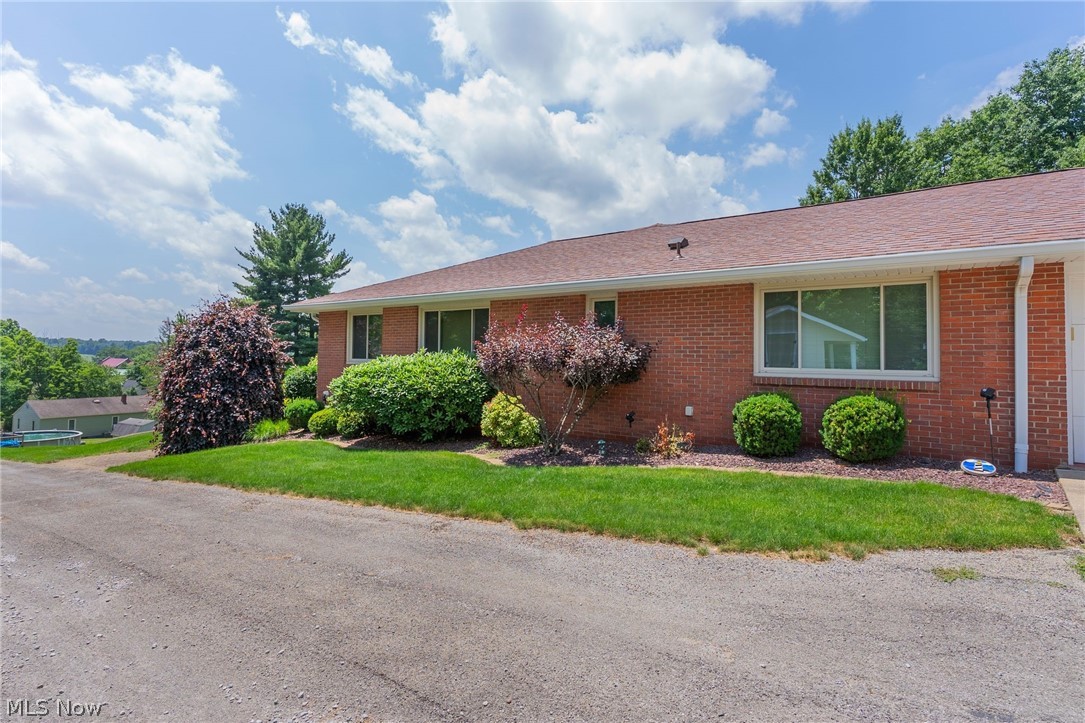 570 East Street East Palestine OH 44413