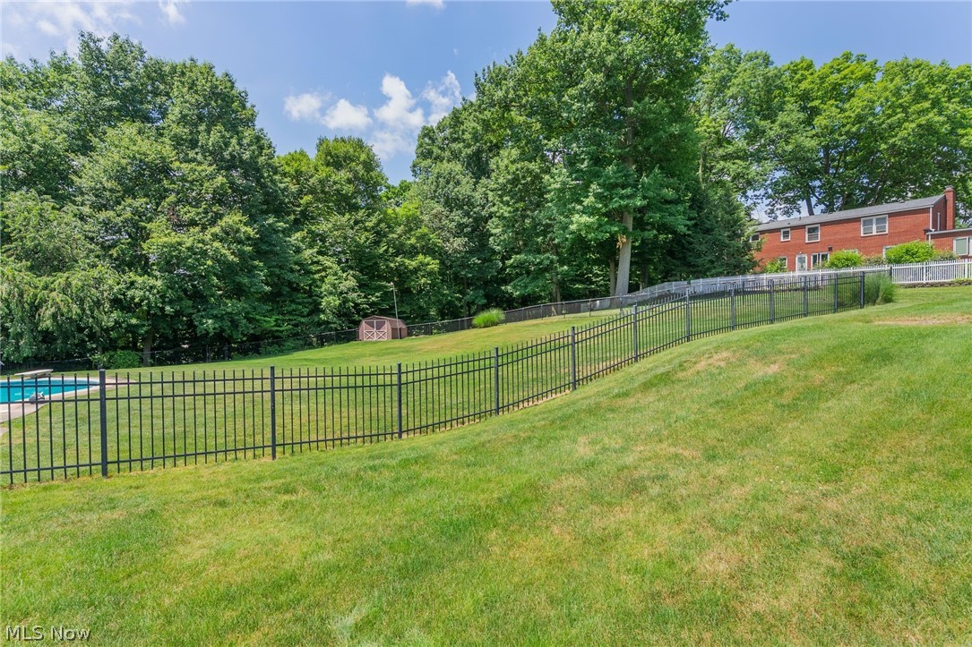 570 East Street East Palestine OH 44413