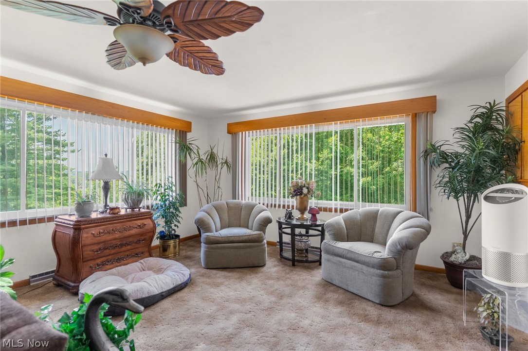 570 East Street East Palestine OH 44413