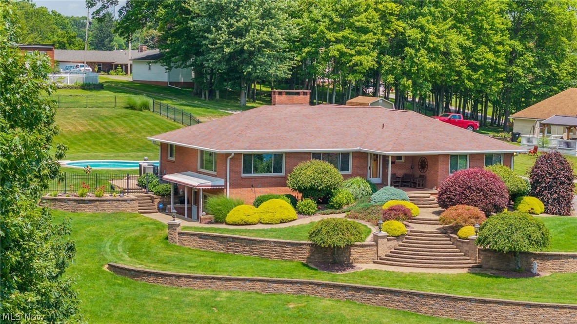 570 East Street East Palestine OH 44413