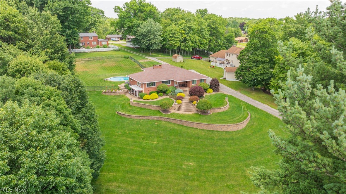 570 East Street East Palestine OH 44413