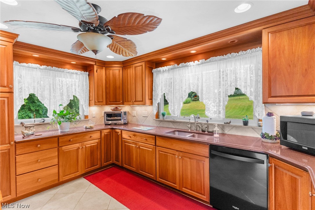570 East Street East Palestine OH 44413