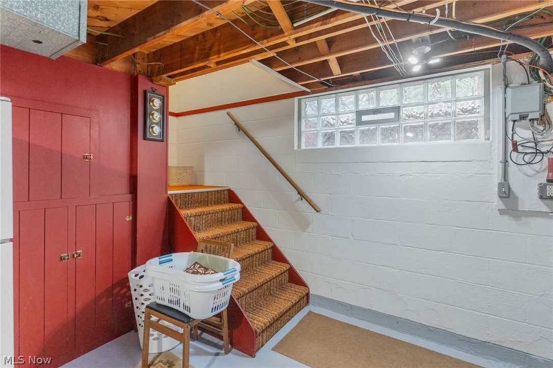 570 East Street East Palestine OH 44413