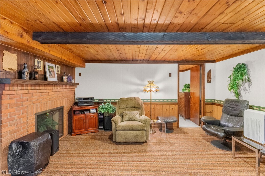 570 East Street East Palestine OH 44413