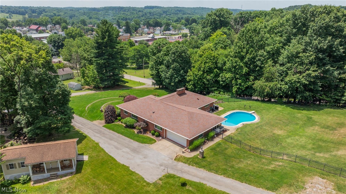570 East Street East Palestine OH 44413