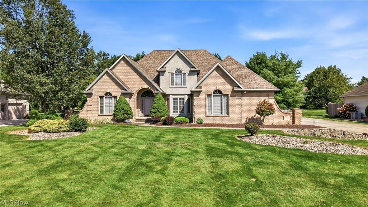 1755 Brittainy Oaks Warren OH 44484