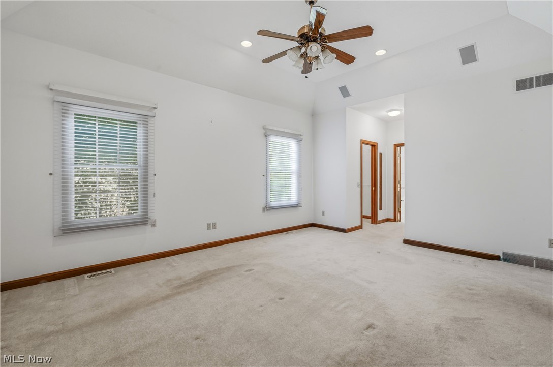 1755 Brittainy Oaks Warren OH 44484