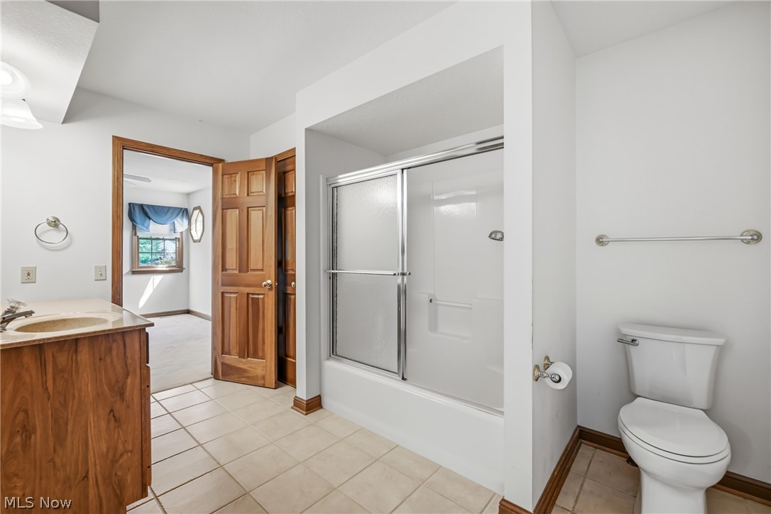 1755 Brittainy Oaks Warren OH 44484