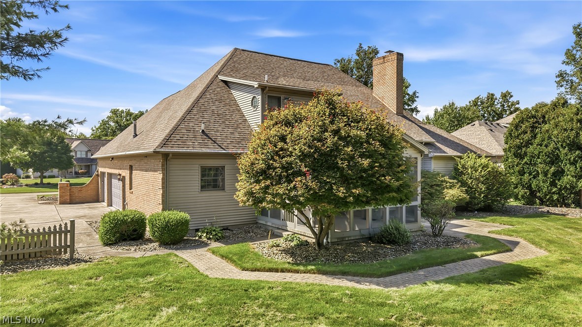 1755 Brittainy Oaks Warren OH 44484