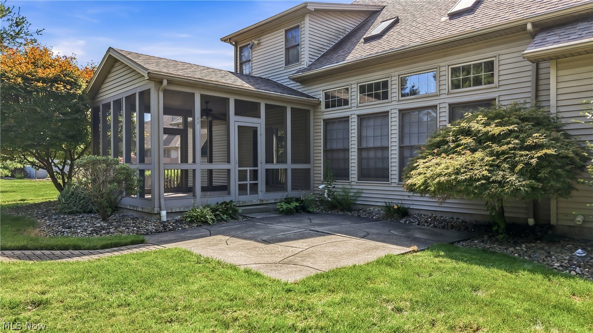 1755 Brittainy Oaks Warren OH 44484