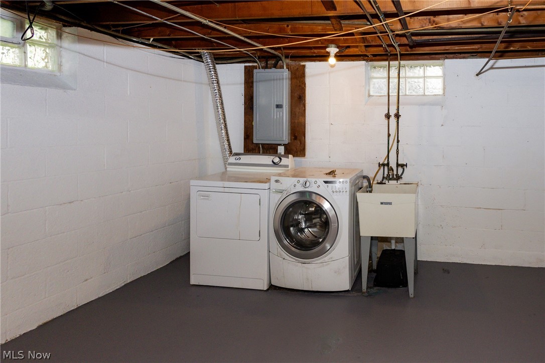 29933 Enid Road Wickliffe OH 44092