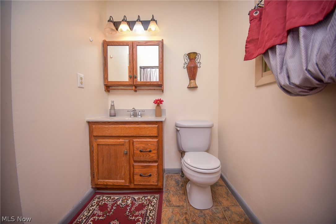 1683 Ridge Road Hinckley OH 44233