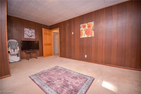 1683 Ridge Road Hinckley OH 44233