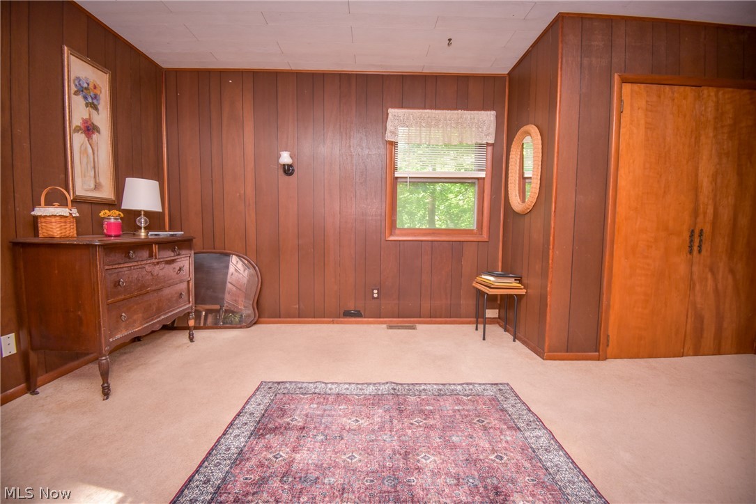 1683 Ridge Road Hinckley OH 44233