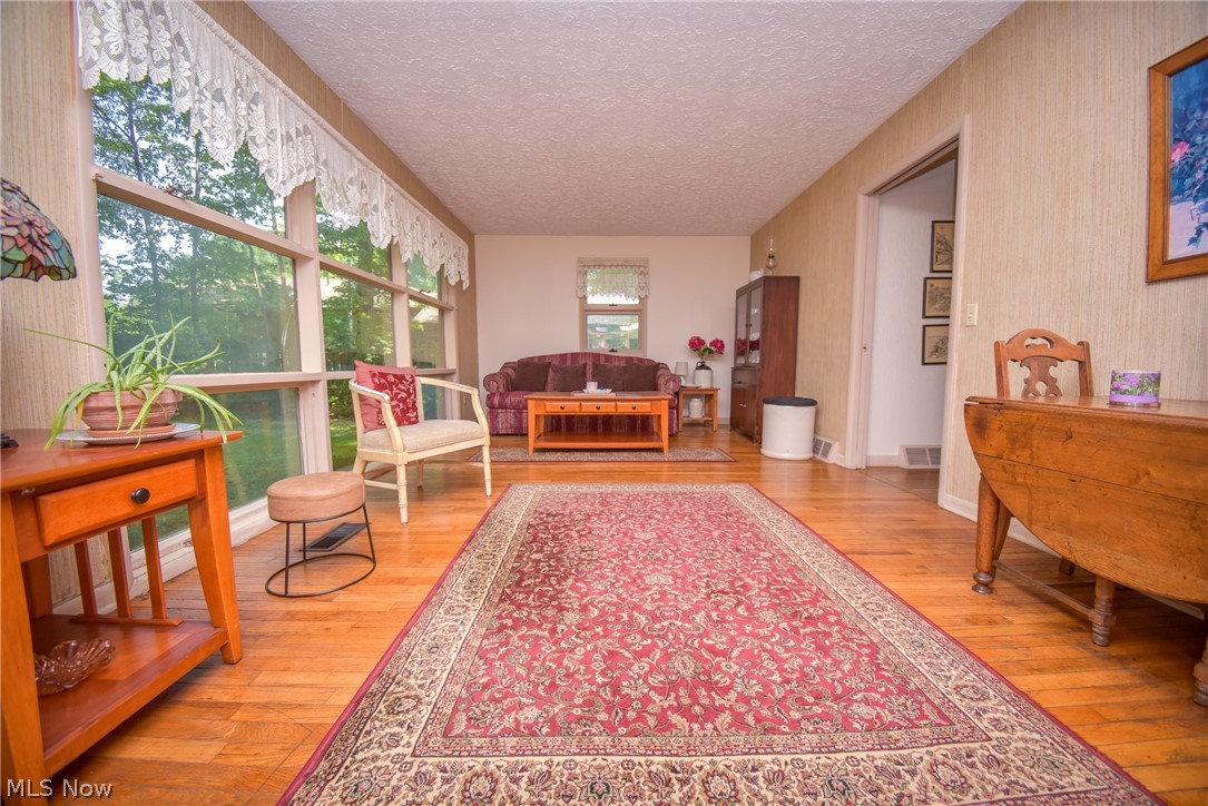 1683 Ridge Road Hinckley OH 44233